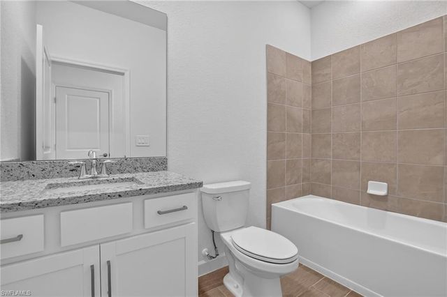 3171 Weston Manor DR, Alva, FL 33920