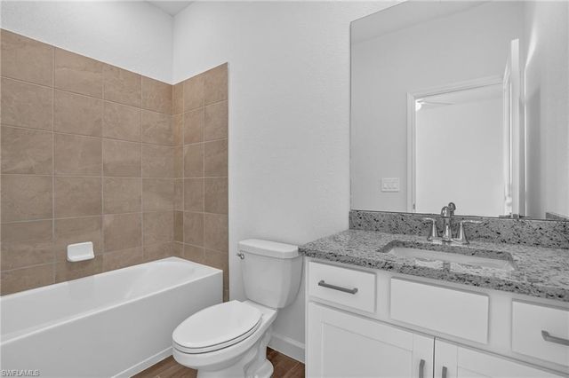3171 Weston Manor DR, Alva, FL 33920