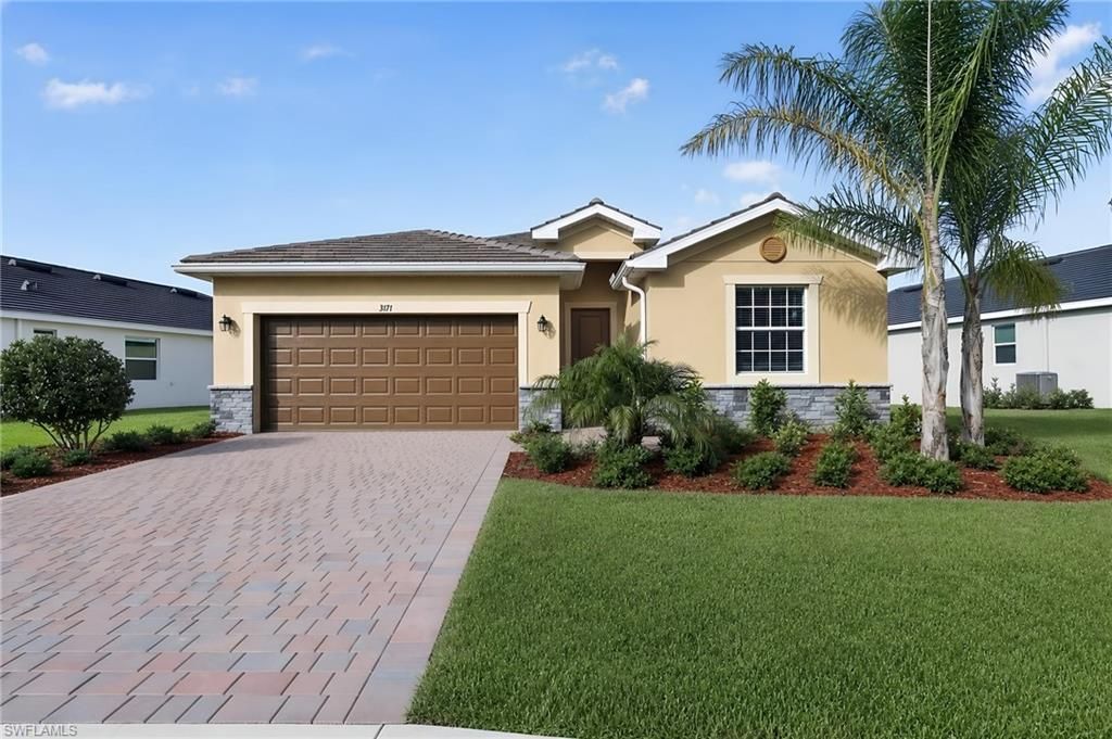 3171 Weston Manor DR, Alva, FL 33920
