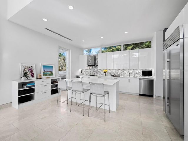 1235 CENTER PLACE, Sarasota, FL 34236