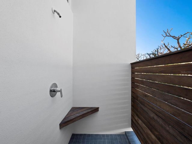 1235 CENTER PLACE, Sarasota, FL 34236