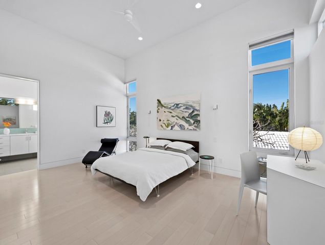 1235 CENTER PLACE, Sarasota, FL 34236