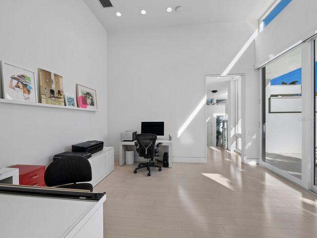 1235 CENTER PLACE, Sarasota, FL 34236