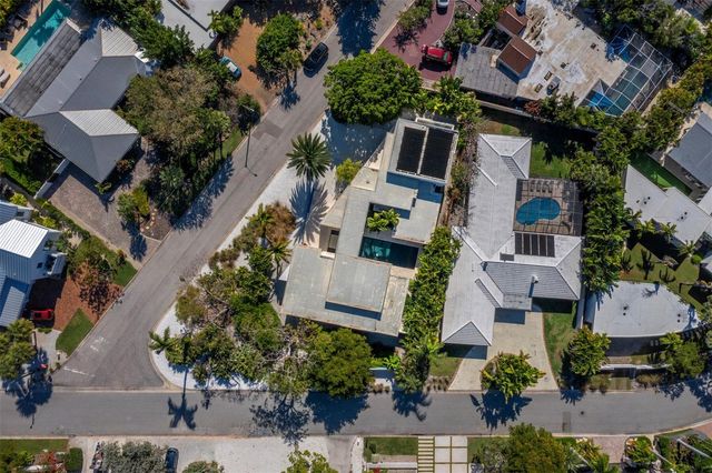 1235 CENTER PLACE, Sarasota, FL 34236