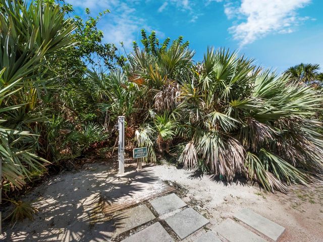 1235 CENTER PLACE, Sarasota, FL 34236