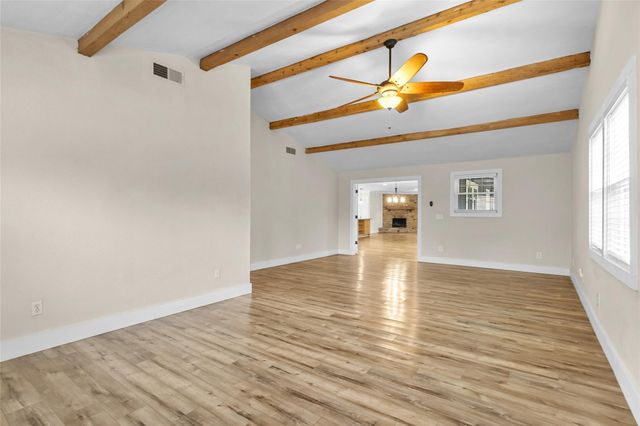 156 W Castleshoals DR, Granite Shoals, TX 78654