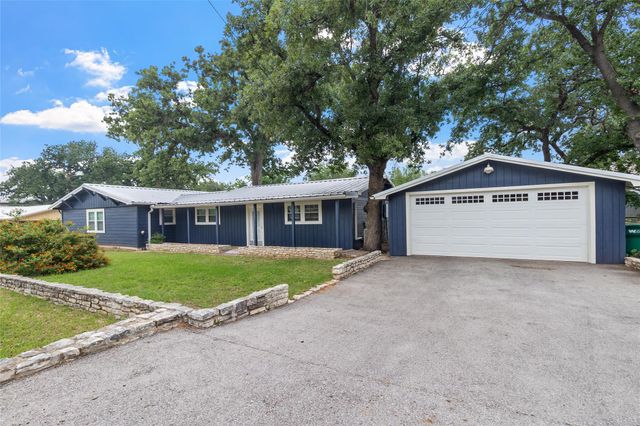 156 W Castleshoals DR, Granite Shoals, TX 78654