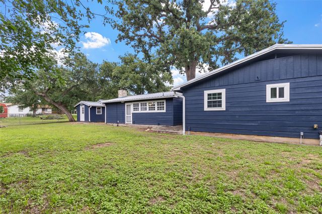 156 W Castleshoals DR, Granite Shoals, TX 78654