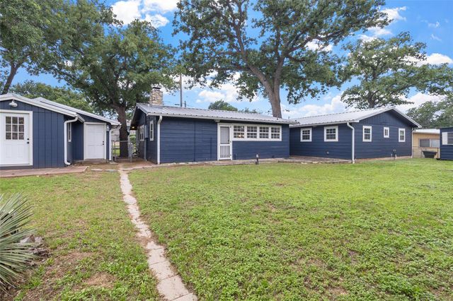 156 W Castleshoals DR, Granite Shoals, TX 78654