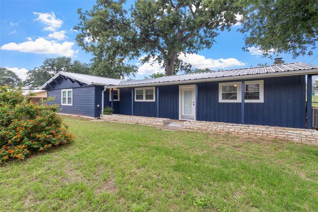 156 W Castleshoals DR, Granite Shoals, TX 78654
