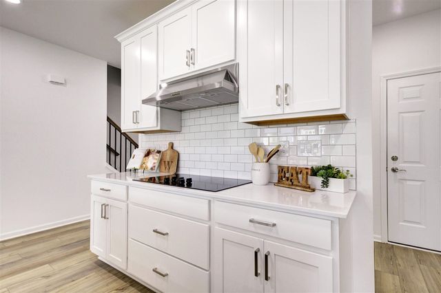 5606 Corgi Drive, Ann Arbor, MI 48108