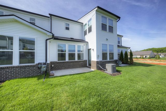 5606 Corgi Drive, Ann Arbor, MI 48108