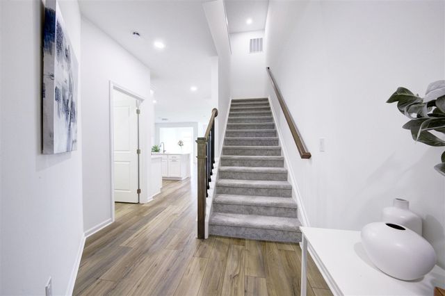 5606 Corgi Drive, Ann Arbor, MI 48108