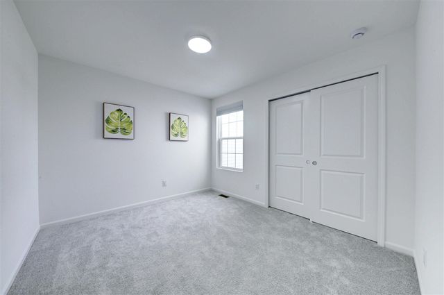 5606 Corgi Drive, Ann Arbor, MI 48108