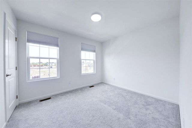 5606 Corgi Drive, Ann Arbor, MI 48108