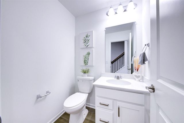 5606 Corgi Drive, Ann Arbor, MI 48108