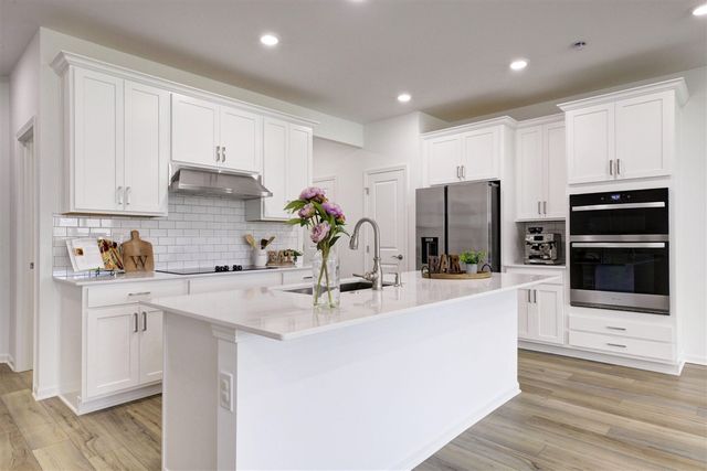 5606 Corgi Drive, Ann Arbor, MI 48108