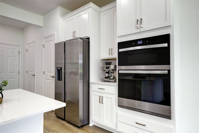 5606 Corgi Drive, Ann Arbor, MI 48108