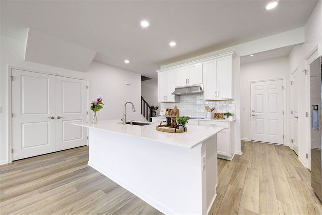 5606 Corgi Drive, Ann Arbor, MI 48108