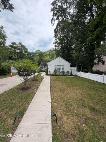 185 Elmwood Road, Oakhurst, NJ 07755