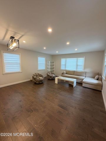 185 Elmwood Road, Oakhurst, NJ 07755