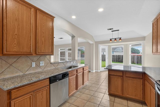 1412 Constantina Drive, Denton, TX 76207