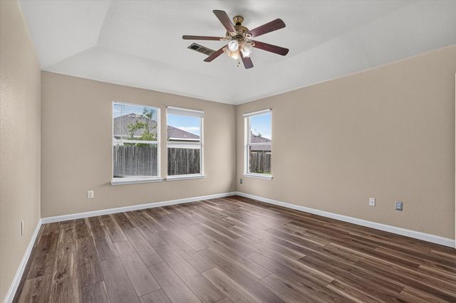 1412 Constantina Drive, Denton, TX 76207