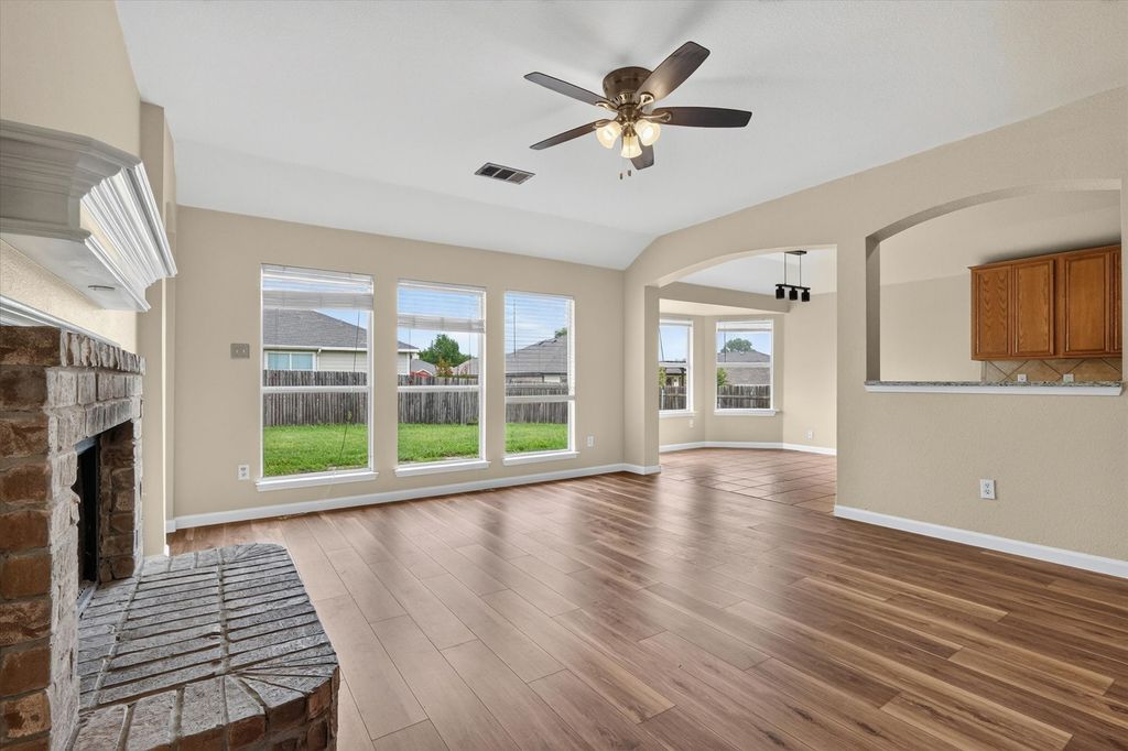 1412 Constantina Drive, Denton, TX 76207