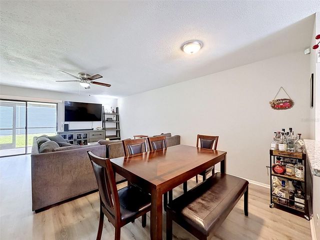 5301 LADYWELL CT, Tampa, FL 33624