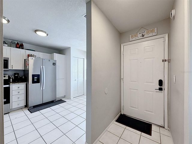 5301 LADYWELL CT, Tampa, FL 33624