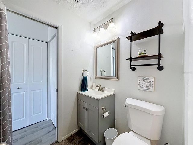 5301 LADYWELL CT, Tampa, FL 33624