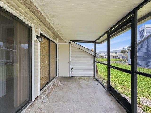 5301 LADYWELL CT, Tampa, FL 33624