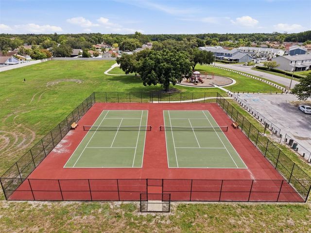 5301 LADYWELL CT, Tampa, FL 33624