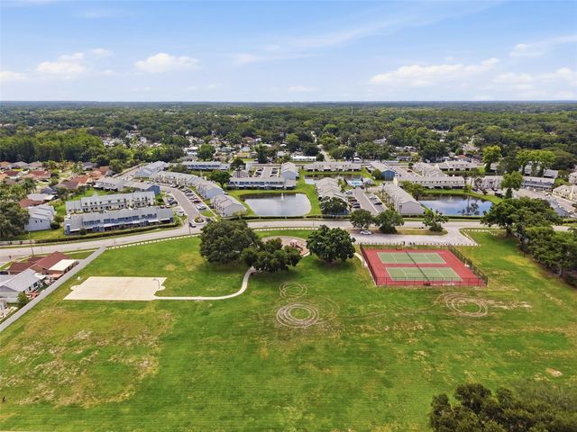 5301 LADYWELL CT, Tampa, FL 33624