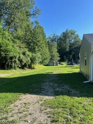 24 River View Dr, Hardwick Twp., NJ 07825