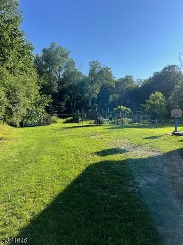 24 River View Dr, Hardwick Twp., NJ 07825