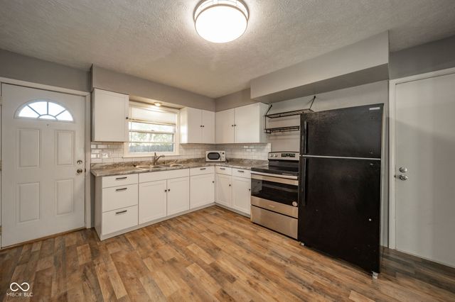 312 W 29th Street, Anderson, IN 46016