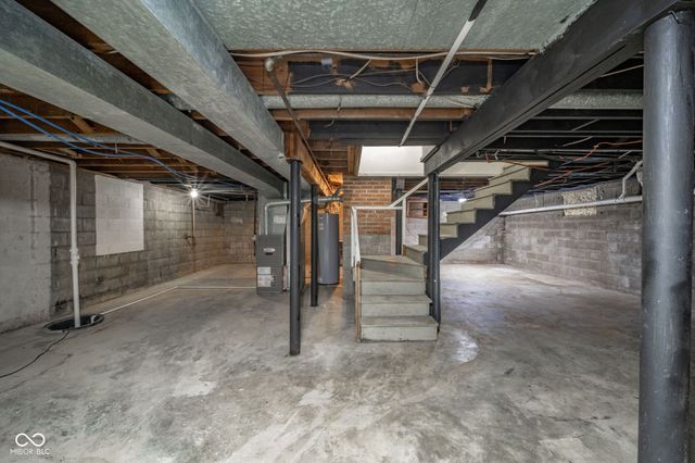 312 W 29th Street, Anderson, IN 46016