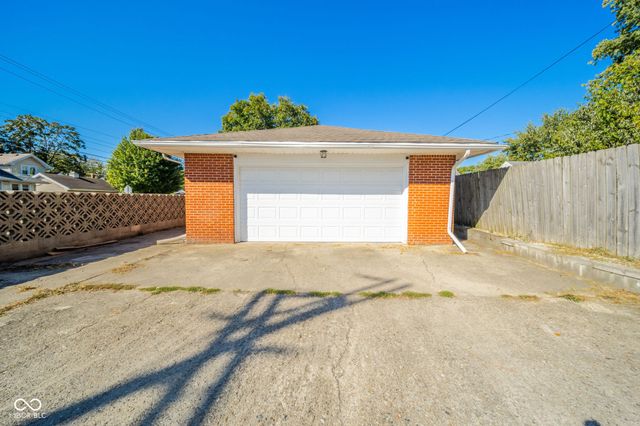 312 W 29th Street, Anderson, IN 46016