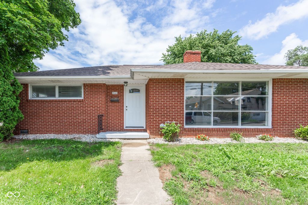 312 W 29th Street, Anderson, IN 46016