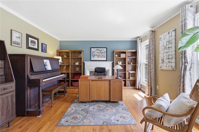 1117 Williamsburg Court, Lawrence, KS 66049