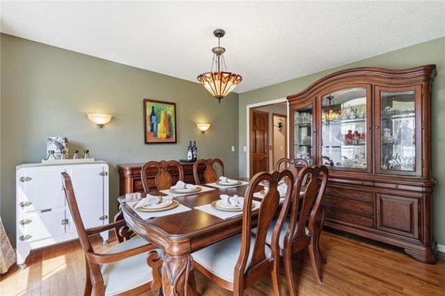 1117 Williamsburg Court, Lawrence, KS 66049