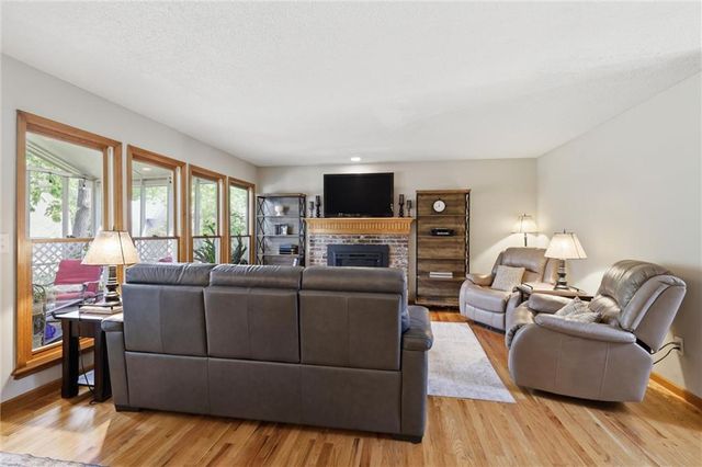 1117 Williamsburg Court, Lawrence, KS 66049