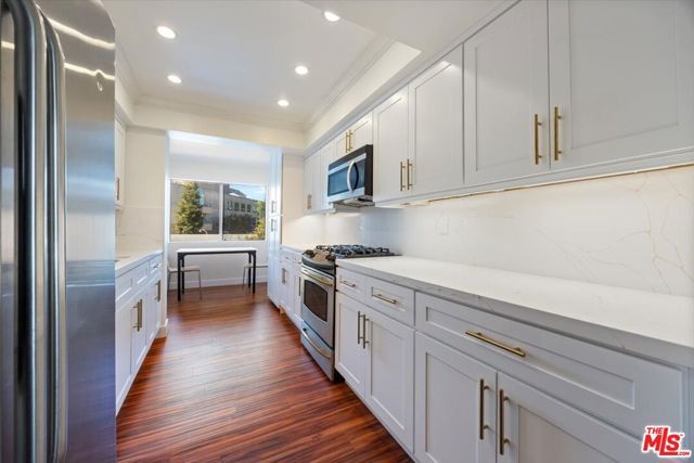 11848 Moorpark Street A, Studio City (los Angeles), CA 91604