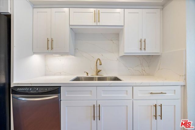 11848 Moorpark Street A, Studio City (los Angeles), CA 91604