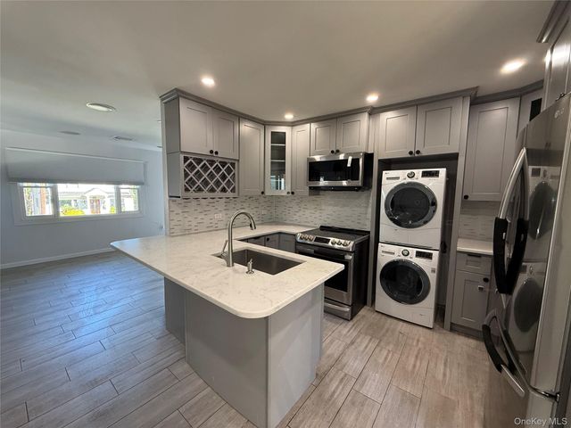 70 Roundhill Drive, Yonkers, NY 10710
