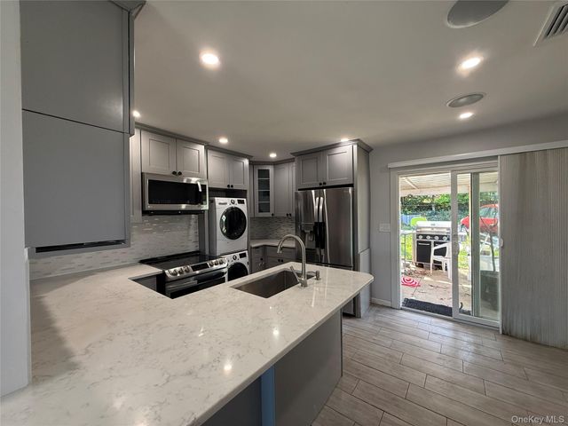 70 Roundhill Drive, Yonkers, NY 10710