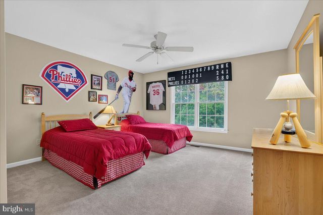 6 DOVER PL, Holland, PA 18966