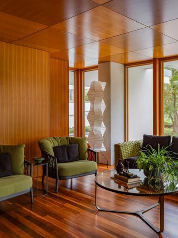 4855 E Lake Harriet Parkway, Minneapolis, MN 55419