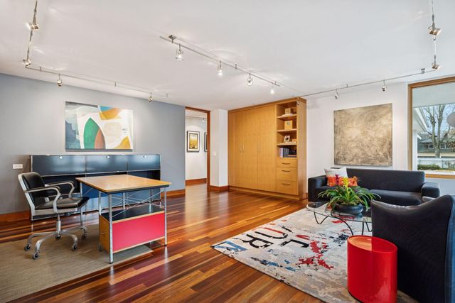 4855 E Lake Harriet Parkway, Minneapolis, MN 55419